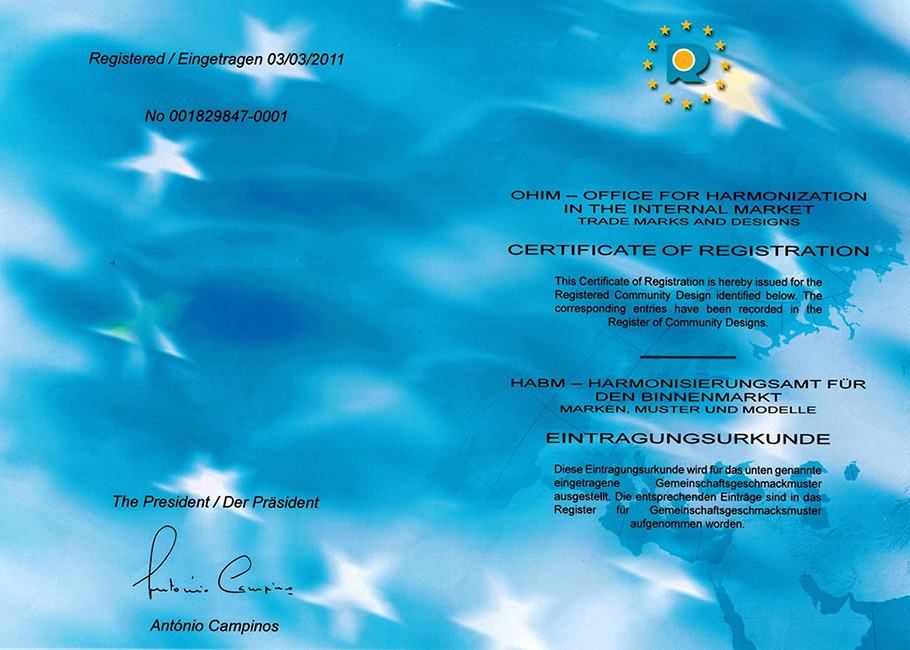 NO.001829847-0001 Internetional certificate Salad Spinner
